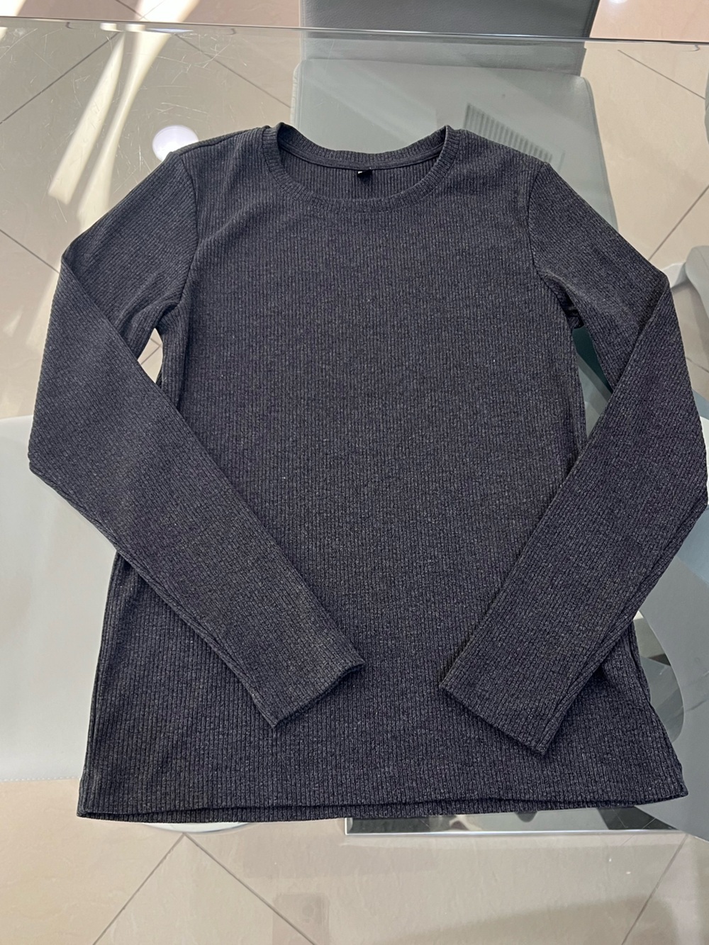 Uniqlo women’s ribbed long sleeve crewneck t-shirt size medium